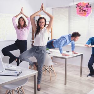 Business Yoga mit Franziska Reuss online 10 Minuten